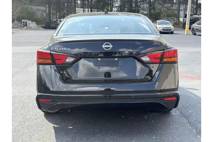 $19843 : Nissan Altima 2025 2.5 SV 4d image 4