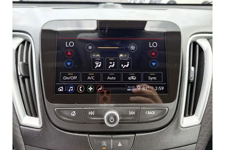 $17950 : Chevrolet Malibu 2024 LT 4dr image 5