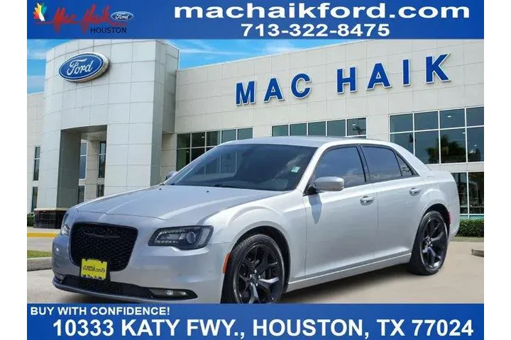$21991 : Chrysler 300 2021 S V6 4dr S image 1