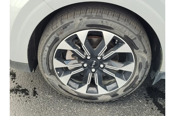 $37395 : Kia Carnival 2024 EX 4dr Min image 10