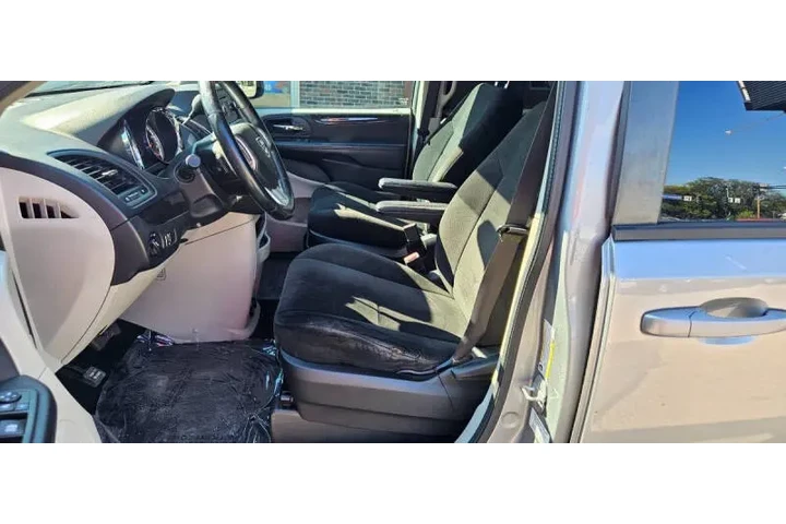 $6990 : 2013 Grand Caravan SE image 8