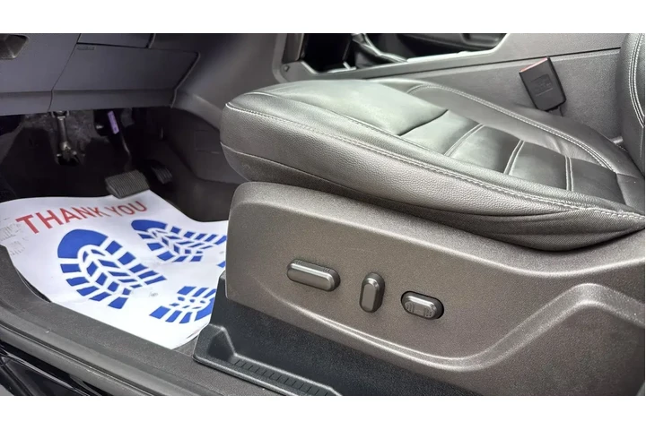 $13812 : Ford Escape 2017 Titanium 4d image 10