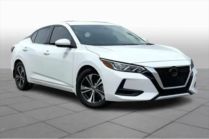 $16386 : Nissan Sentra 2021 SV 4dr Se image 2