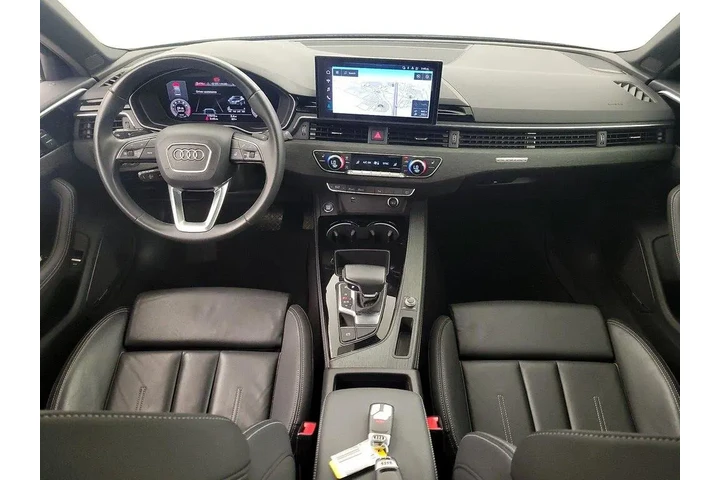 $31998 : Audi A4 2023 AWD quattro S l image 9