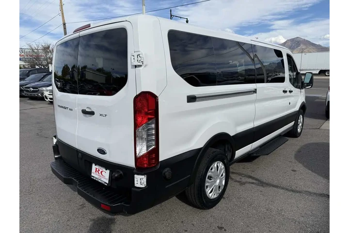 $31995 : 2019 Transit Passenger Wagon image 7