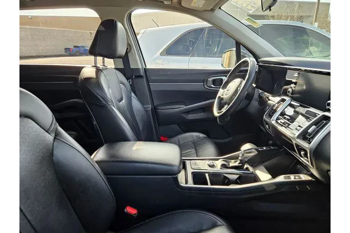 $19591 : Kia Sorento 2021 S 4dr SUV image 8