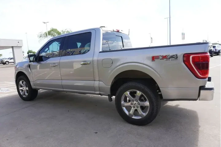 $37488 : Ford F-150 2021 4x4 XL 4dr S image 4