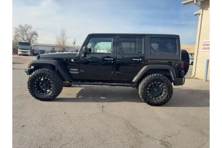 $18496 : Jeep Wrangler Unlimited 2017 image 6