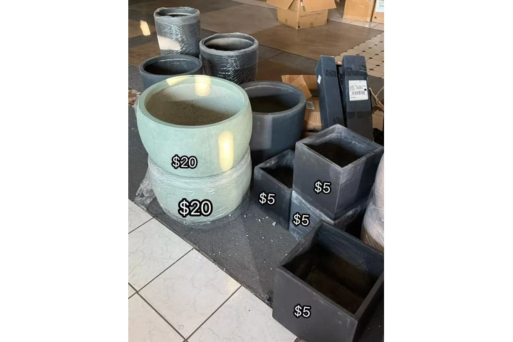 $5 : Liquidación de macetas de alta image 10