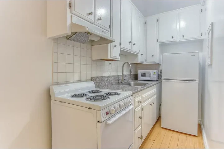 $1150 : Apartamento en alquiler image 2