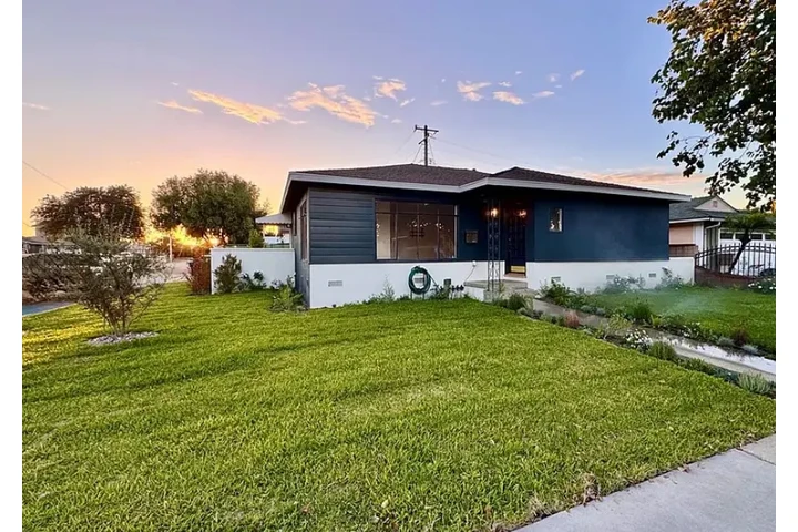 $1830 : READY FOR MOVE IN Norwalk image 2