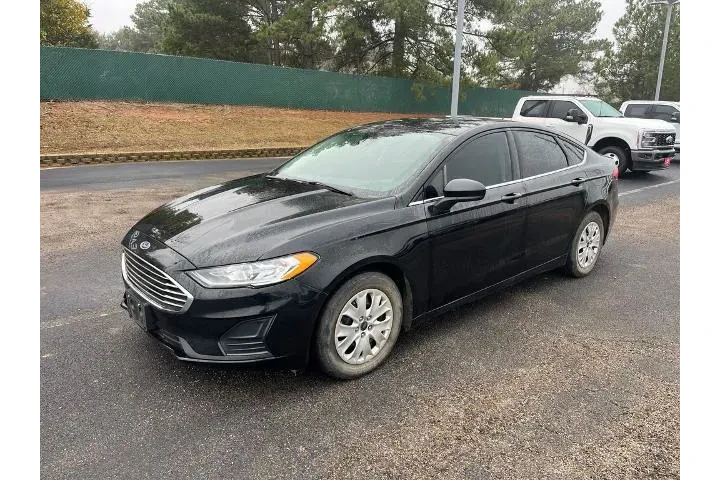 $17500 : Ford Fusion 2019 S 4dr Sedan image 2