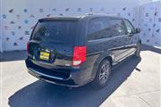 $13995 : Used 2017 Grand Caravan SXT W thumbnail