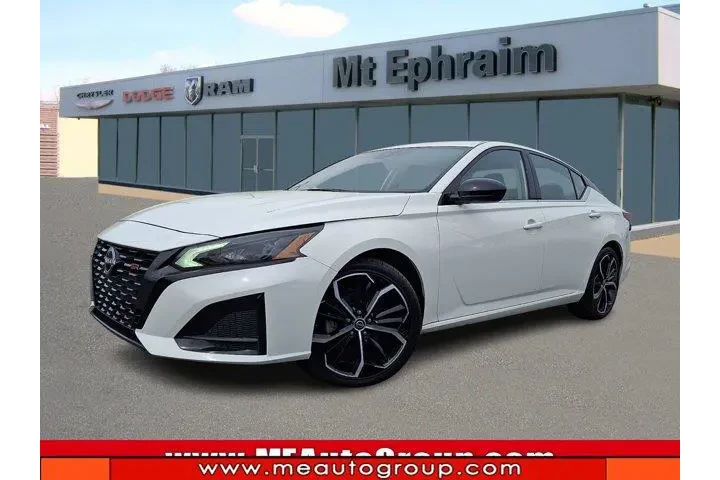 $21787 : Nissan Altima 2024 2.5 SR 4d image 1