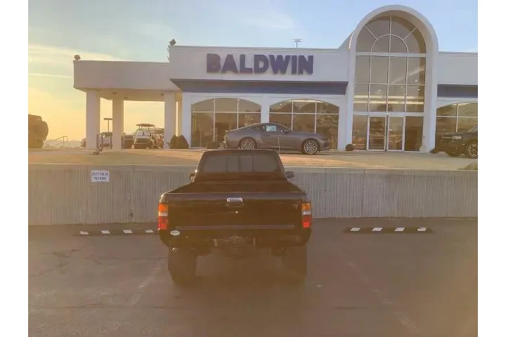 $17950 : Toyota Pickup 1989 2dr Delux image 6