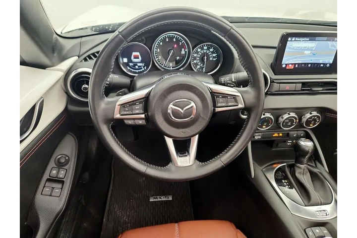 $30998 : Mazda MX-5 Miata RF 2023 Gra image 10