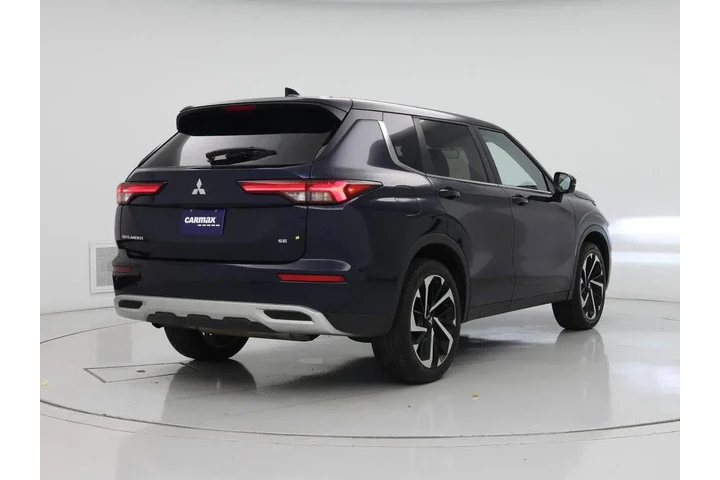 $24998 : Mitsubishi Outlander 2024 SE image 8