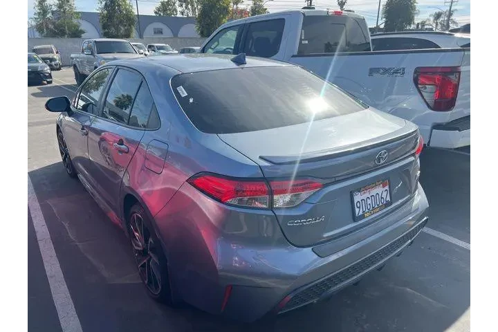 $17900 : Toyota Corolla 2020 SE 4dr S image 2