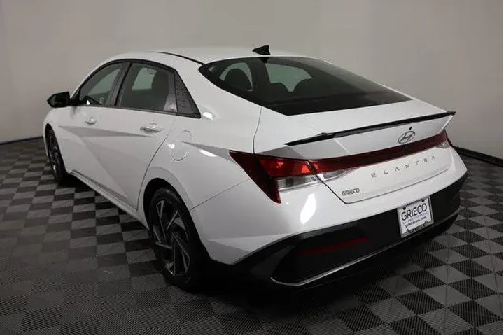 $24500 : Hyundai ELANTRA 2025 SEL Spo image 6