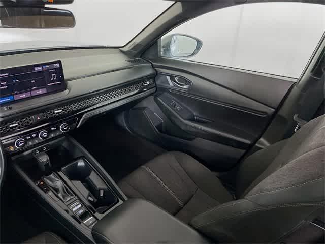 $27350 : PRE-OWNED 2023 HONDA ACCORD H image 3