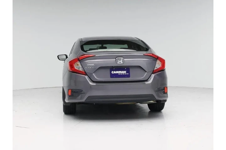 $20998 : Honda Civic 2018 LX 4dr Seda image 6