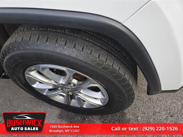 $16995 : Used 2016 Grand Cherokee 4WD image 7