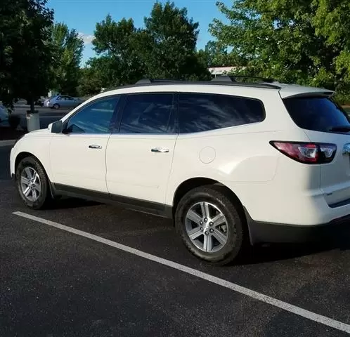 $7500 : 2015 Chevrolet Traverse LT SUV image 4