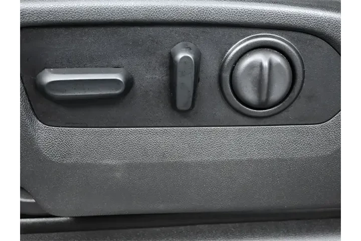 $36918 : Chevrolet Silverado 1500 202 image 8