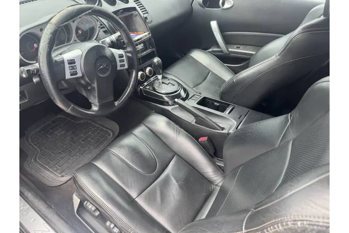 $5700 : 2007 350Z Touring image 8