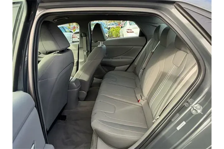 $16485 : Hyundai ELANTRA 2023 SEL 4dr image 8