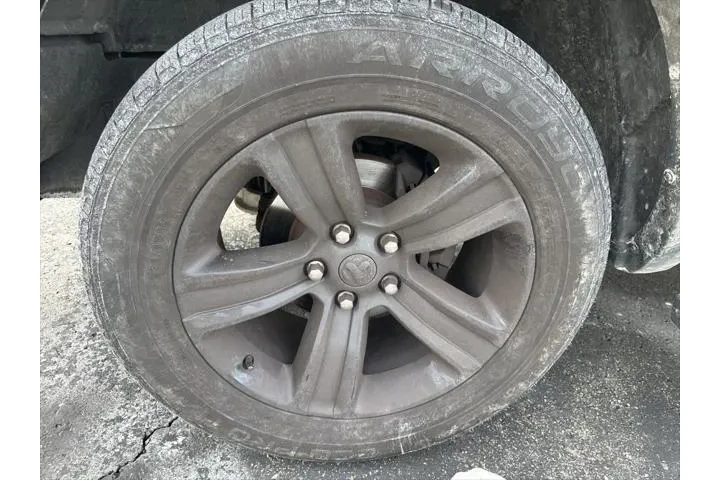 $29974 : Ram 1500 Classic 2023 4x4 SL image 9