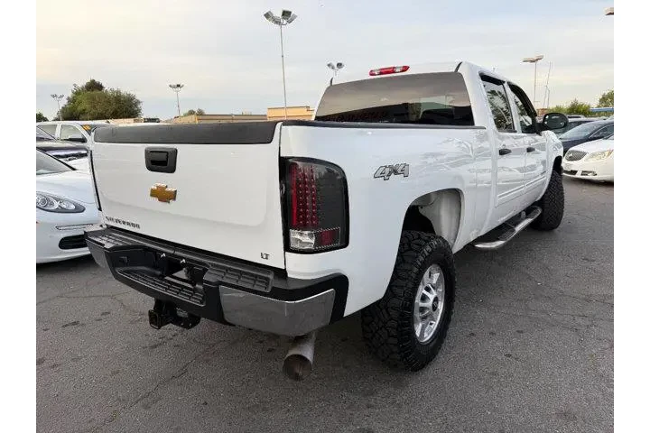 $32995 : Chevrolet Silverado 2500HD 2 image 4