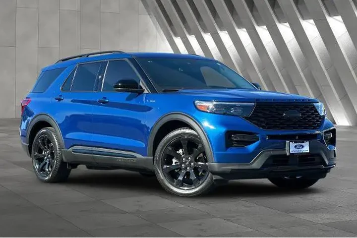 $31900 : Ford Explorer 2023 ST-Line 4 image 2