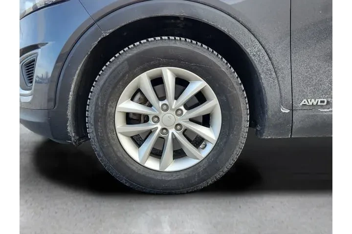 $11366 : Kia Sorento 2017 AWD LX 4dr image 10