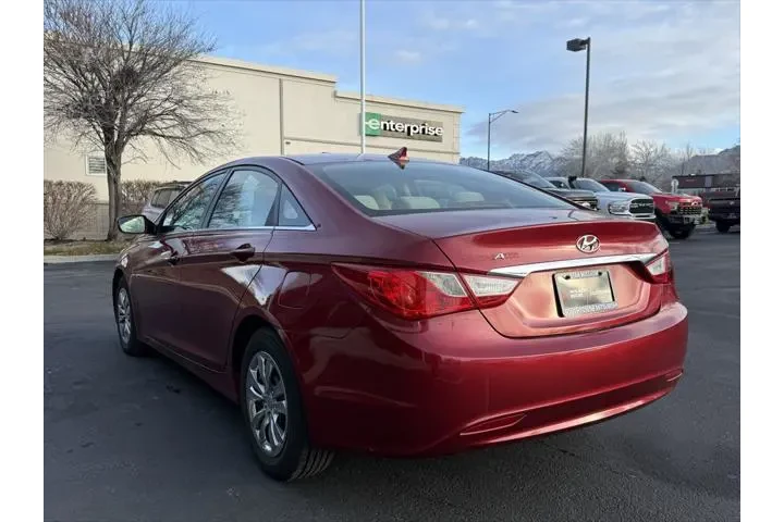 $8499 : Hyundai SONATA 2011 GLS 4dr image 5