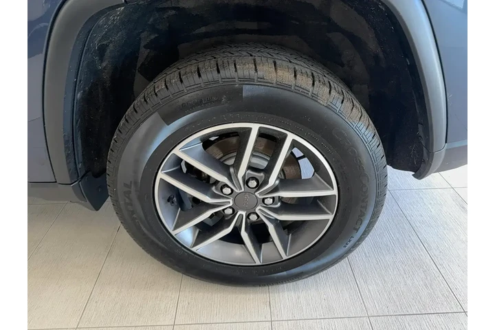 $20747 : Jeep Grand Cherokee 2021 4x4 image 9