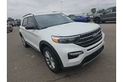 $30898 : Ford Explorer 2023 AWD XLT 4 thumbnail