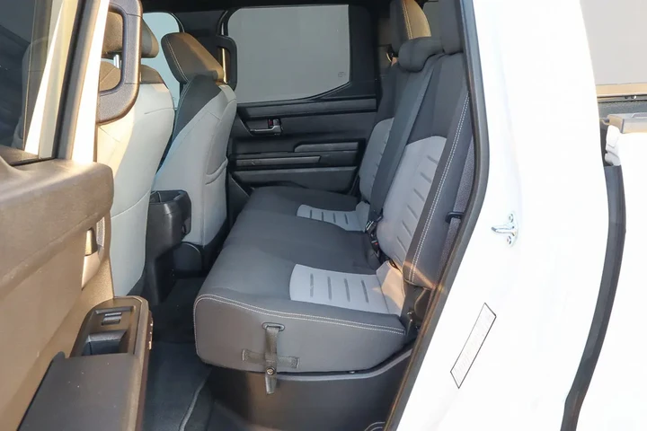 $39988 : 2025 Tacoma 4WD TRD Off Road image 8