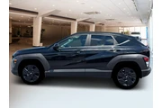 $28995 : Hyundai KONA 2026 SEL Sport thumbnail