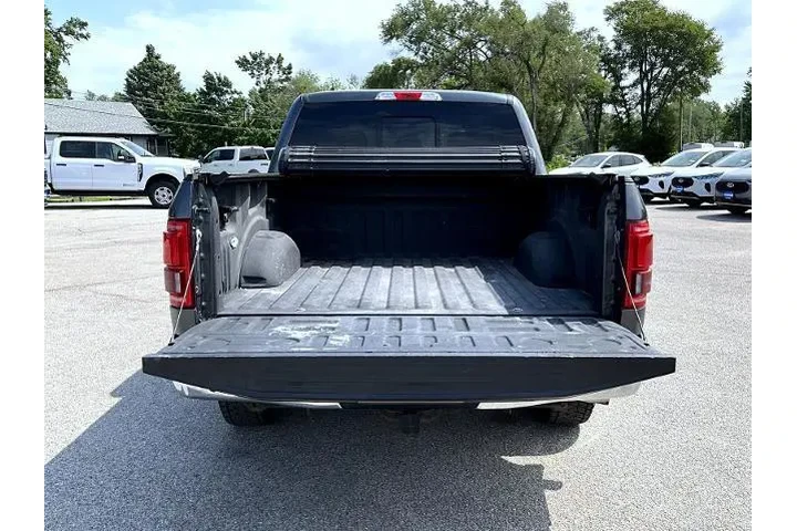 $12995 : Ford F-150 2017 4x4 Lariat 4 image 9