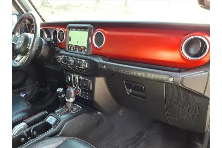 $32943 : Jeep Wrangler Unlimited 2021 image 6