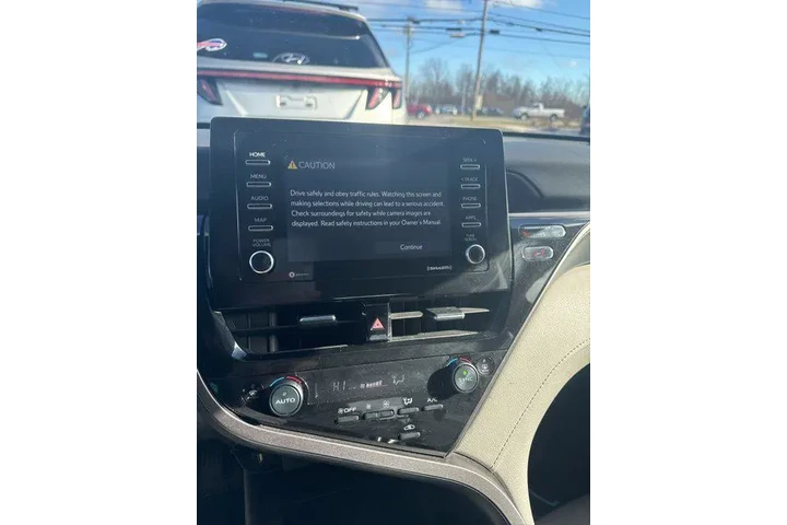 $23990 : Toyota Camry 2024 LE 4dr Sed image 5