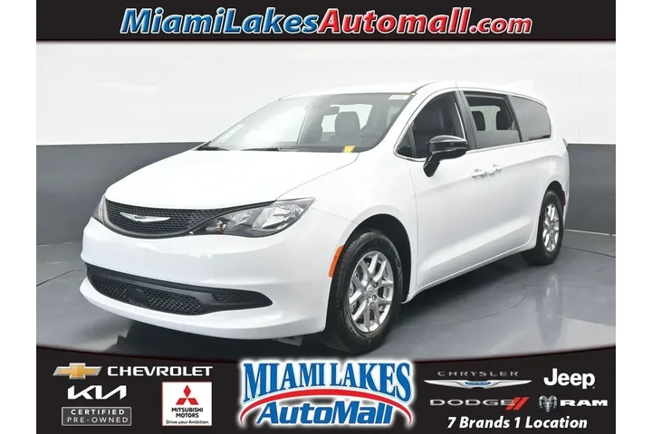 $39740 : Chrysler Voyager 2026 LX 4dr image 1