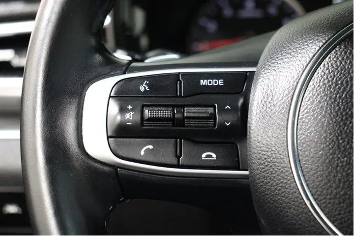 $29998 : Kia K5 2023 GT 4dr Sedan image 9