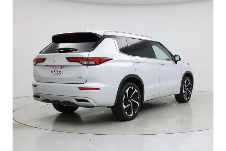 $23998 : Mitsubishi Outlander 2023 SE image 8