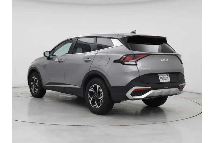 $24998 : Kia Sportage 2024 AWD LX 4dr image 2