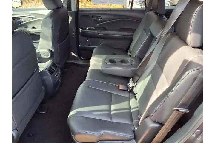 $32029 : Honda Pilot 2022 AWD SE 4dr image 9