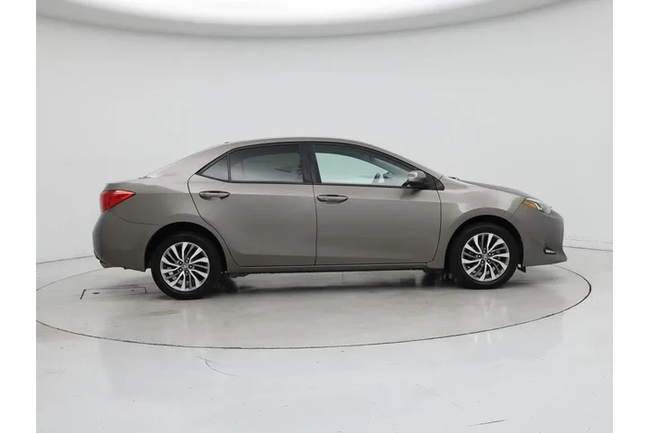 $18998 : Toyota Corolla 2017 XLE 4dr image 7