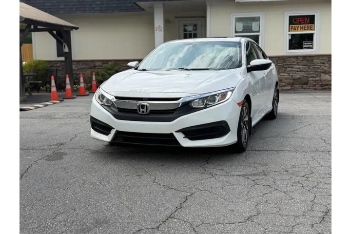2016 Civic EX image 3