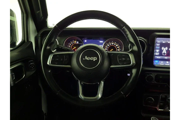 $29998 : Jeep Gladiator 2021 4x4 Over image 10
